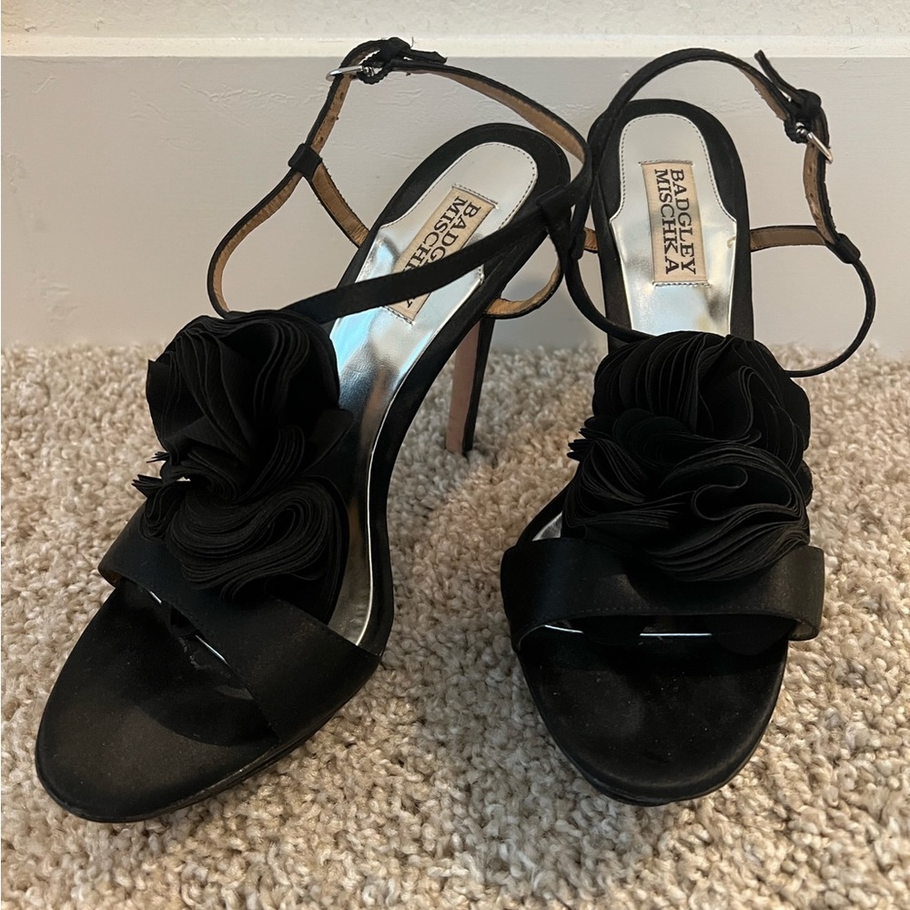 Badgley Mischka Black Satin Ruffle Embellishment Slingback Sandals Size 8